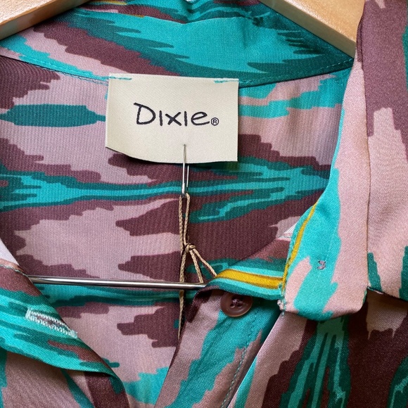 NWT Dixie Collection Italy Women’s abstract colorful blouse sz L - Picture 2 of 8